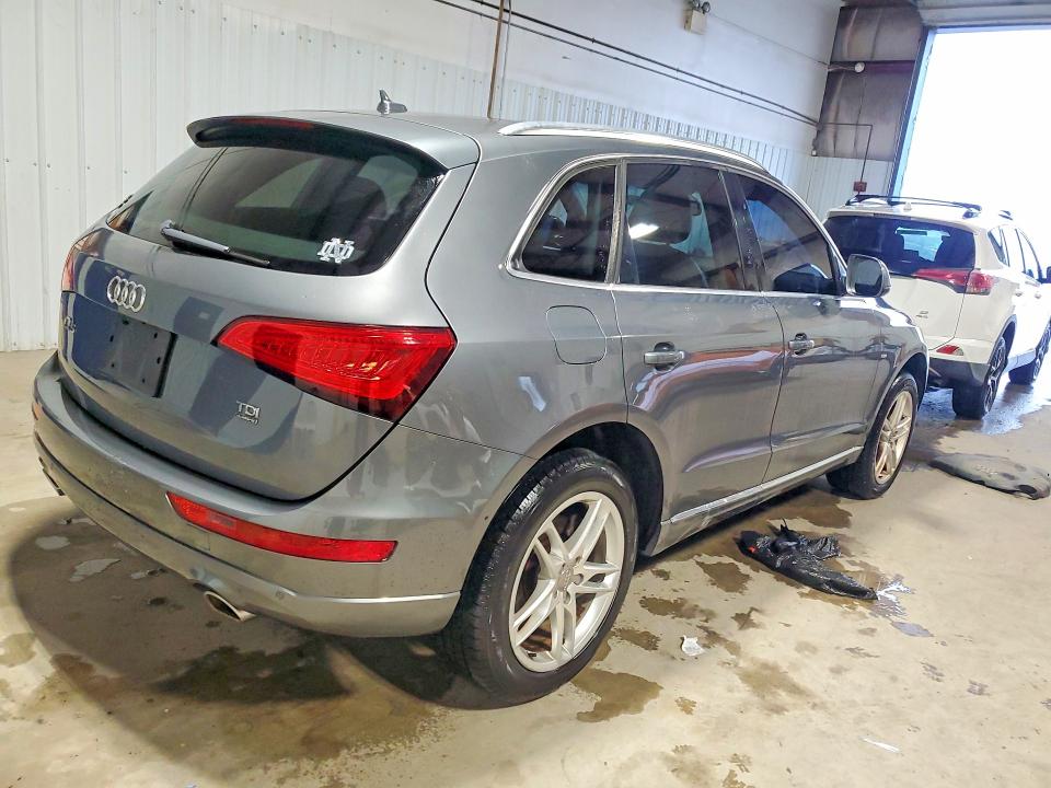 Photo 3 from auction – 2014 AUDI Q5 with VIN WA1CMAFP7EA038977
