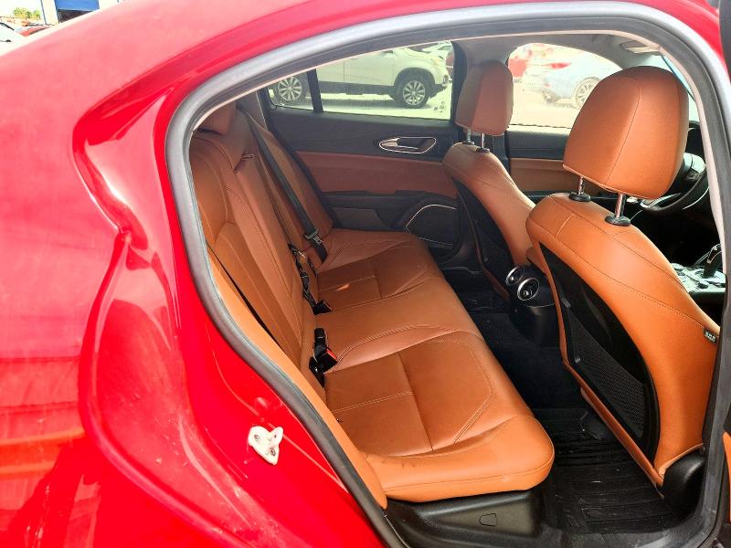 Photo 10 from auction – 2020 ALFA ROMEO GIULIA with VIN ZARFAMAN9L7632859
