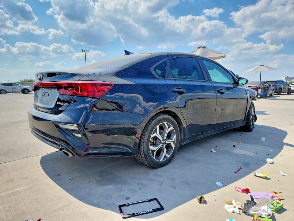 صورة رقم 3 من المزاد - 2021 KIA FORTE مع VIN 3KPF24AD9ME370664