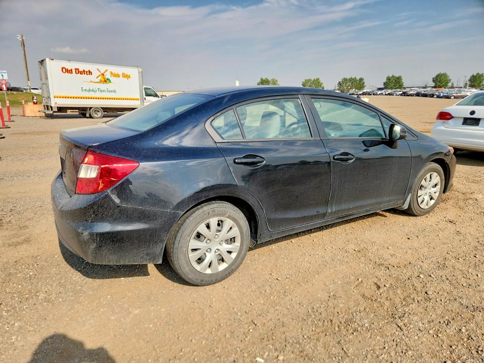 Photo 3 from auction – 2012 HONDA CIVIC with VIN 2HGFB2F41CH027042