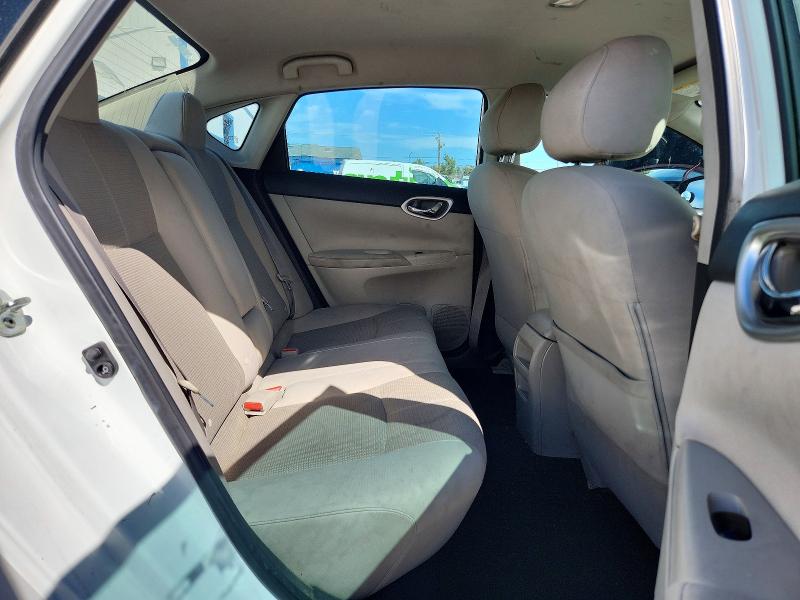 Photo 10 from auction – 2015 NISSAN SENTRA with VIN 3N1AB7AP8FY304097