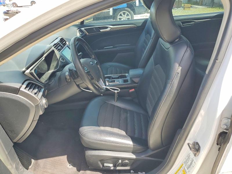 Photo 7 from auction – 2017 FORD FUSION with VIN 3FA6P0H95HR290326