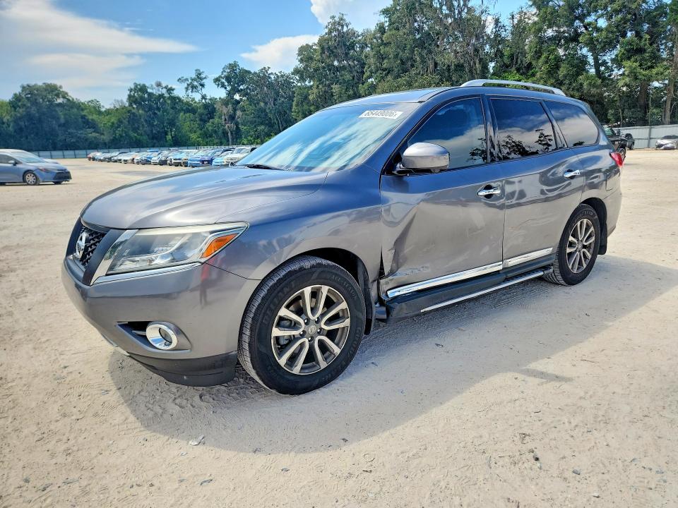 NISSAN PATHFINDER 2016 with VIN 5N1AR2MN3GC667595 - Photo from auction