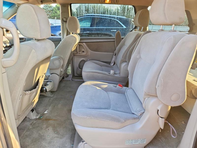 Photo 10 from auction – 2005 TOYOTA SIENNA with VIN 5TDZA23C75S358254