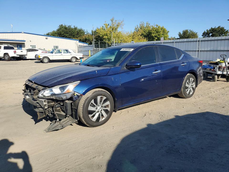 NISSAN ALTIMA 2021 with VIN 1N4BL4BV7MN418926 - Photo from auction