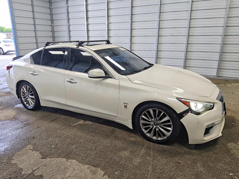 Photo 4 from auction – 2019 INFINITI Q50 with VIN JN1EV7AR4KM556176