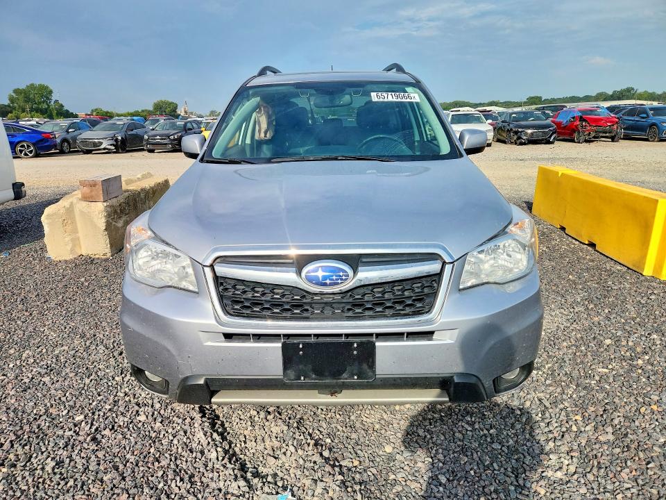 Photo 5 from auction – 2015 SUBARU FORESTER with VIN JF2SJARC0FH542767