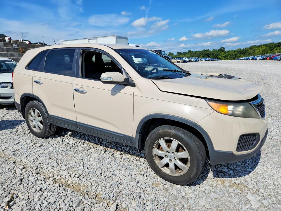 Photo 4 from auction – 2011 KIA SORENTO with VIN 5XYKT3A14BG146312