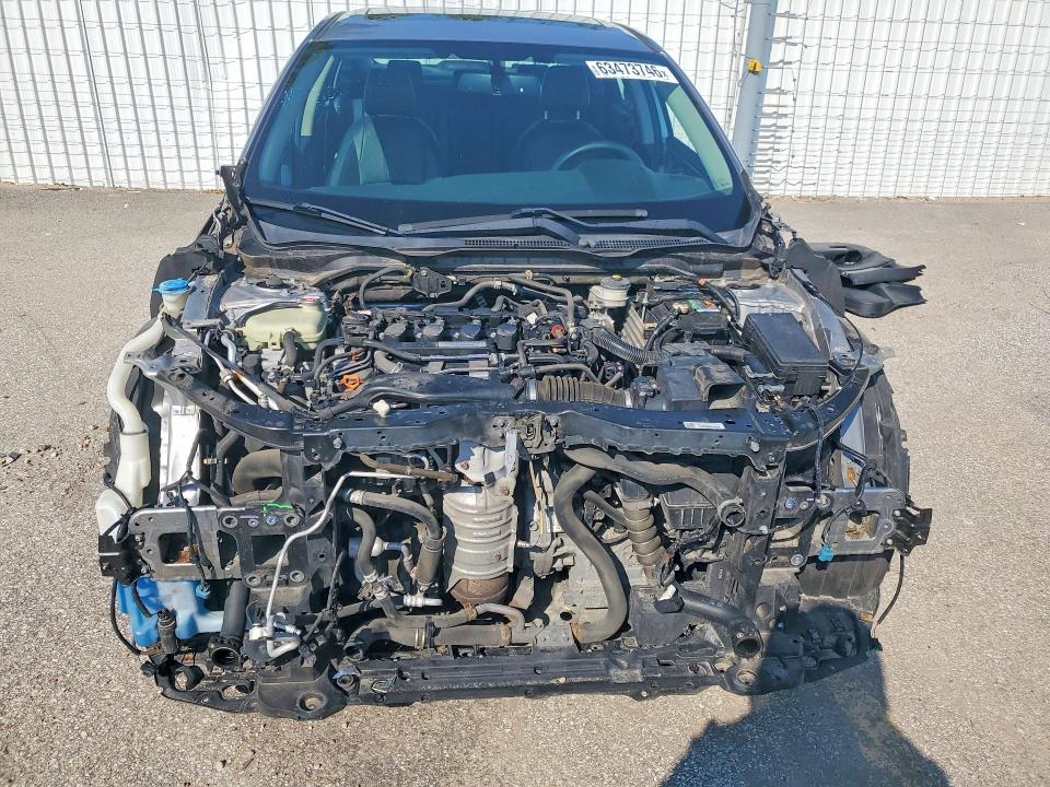 Photo 5 from auction – 2016 HONDA CIVIC with VIN 19XFC1F70GE036218