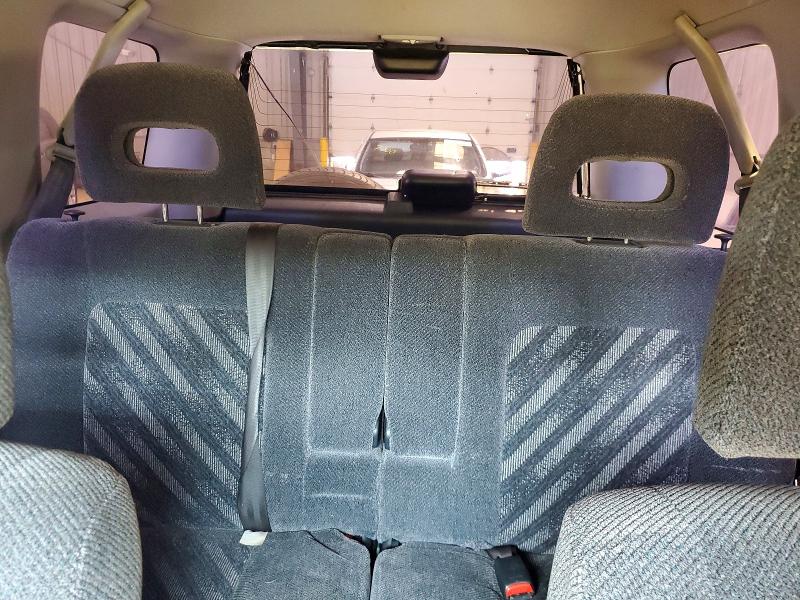 Photo 10 from auction – 2000 HONDA CR-V with VIN JHLRD1840YC029486
