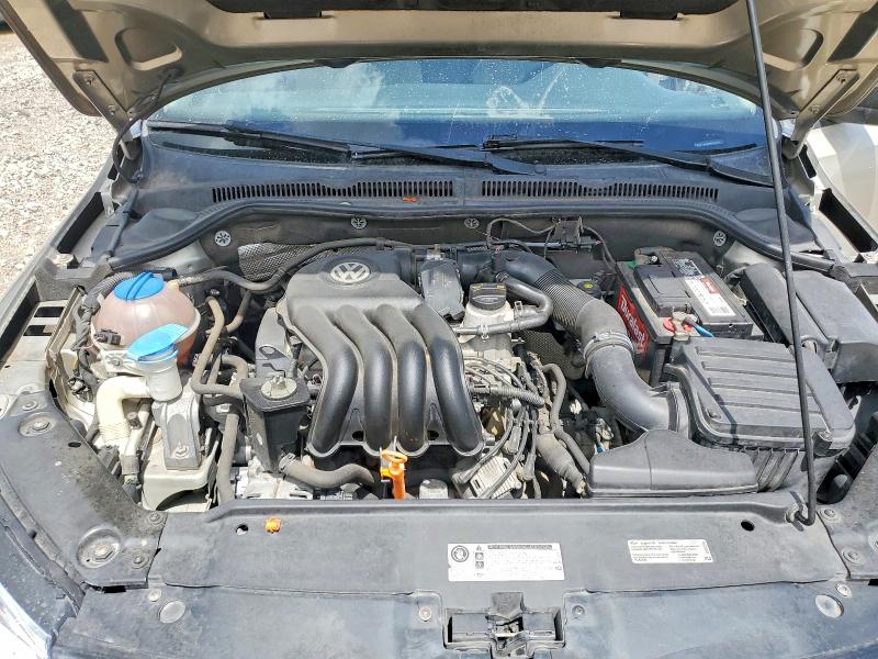Photo 11 from auction – 2013 VOLKSWAGEN JETTA with VIN 3VW2K7AJ3DM253087