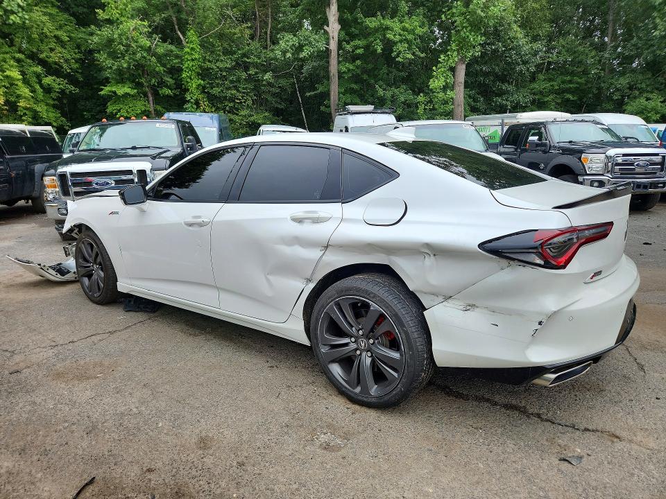 Photo 2 from auction – 2022 ACURA TLX with VIN 19UUB6F52NA002918