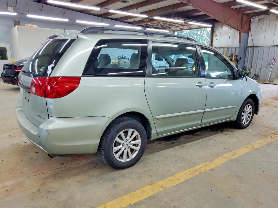 Фото 3 с аукциона – 2021 TOYOTA SIENNA с VIN 5TDZA23C66S409311