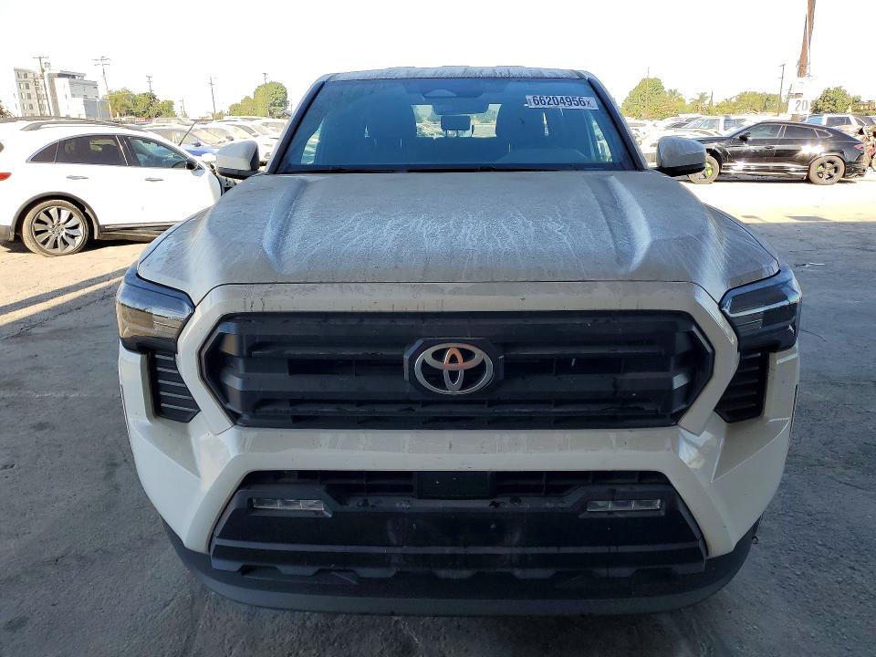 Photo 5 from auction – 2025 TOYOTA TACOMA with VIN 3TMLB5JN7SM110705
