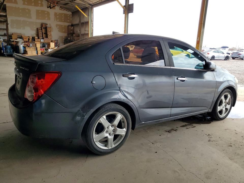 Photo 3 from auction – 2013 CHEVROLET SONIC with VIN 1G1JE5SG3D4168526