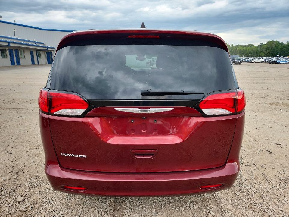 Photo 6 from auction – 2021 CHRYSLER VOYAGER with VIN 2C4RC1DGXMR542309