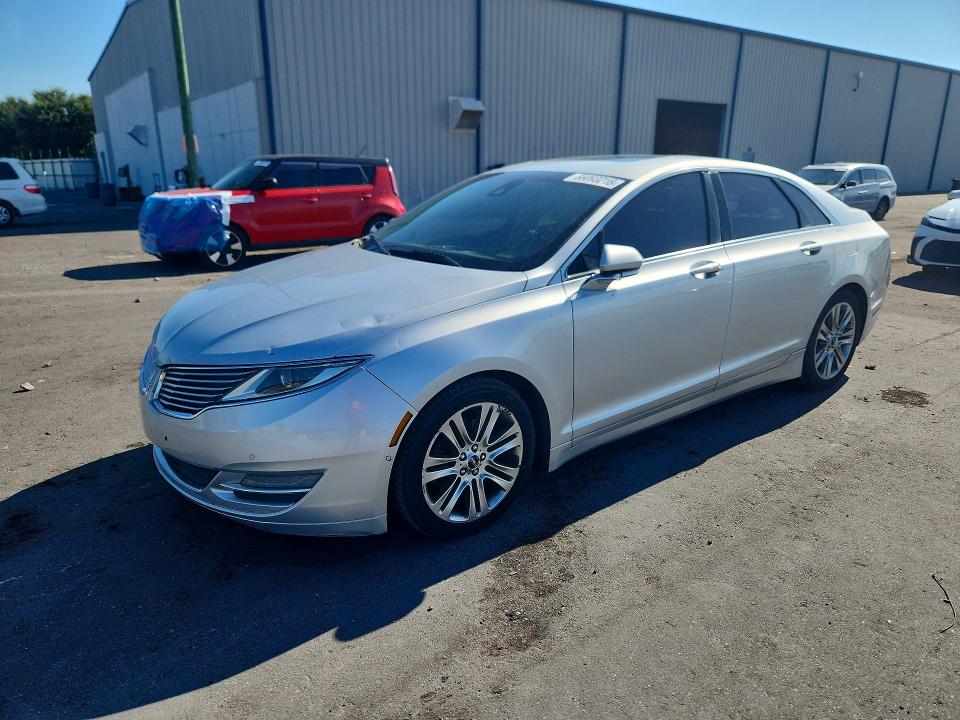 LINCOLN MKZ 2013 with VIN 3LN6L2G96DR813491 - Photo from auction