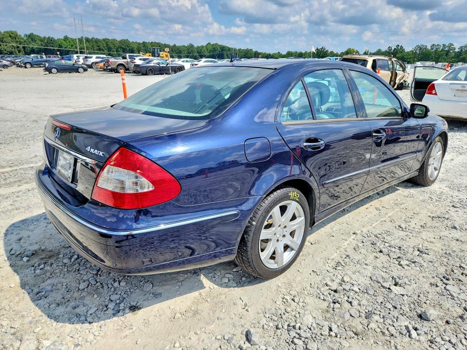 Photo 3 from auction – 2007 MERCEDES-BENZ E with VIN WDBUF87X77B150167