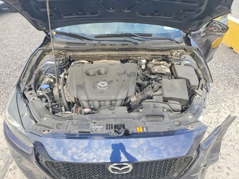 Photo 11 from auction – 2018 MAZDA 3 with VIN 3MZBN1L38JM255206
