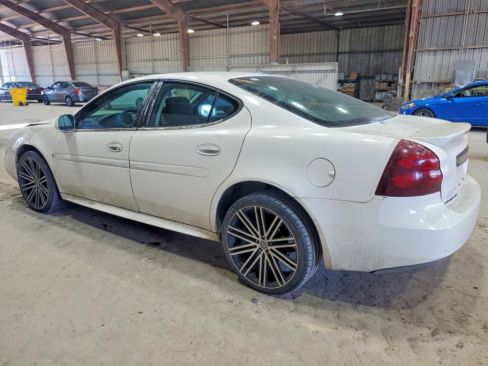 Снимка 2 от търг – 2006 PONTIAC GRAND PRIX с VIN 2G2WP552561109049