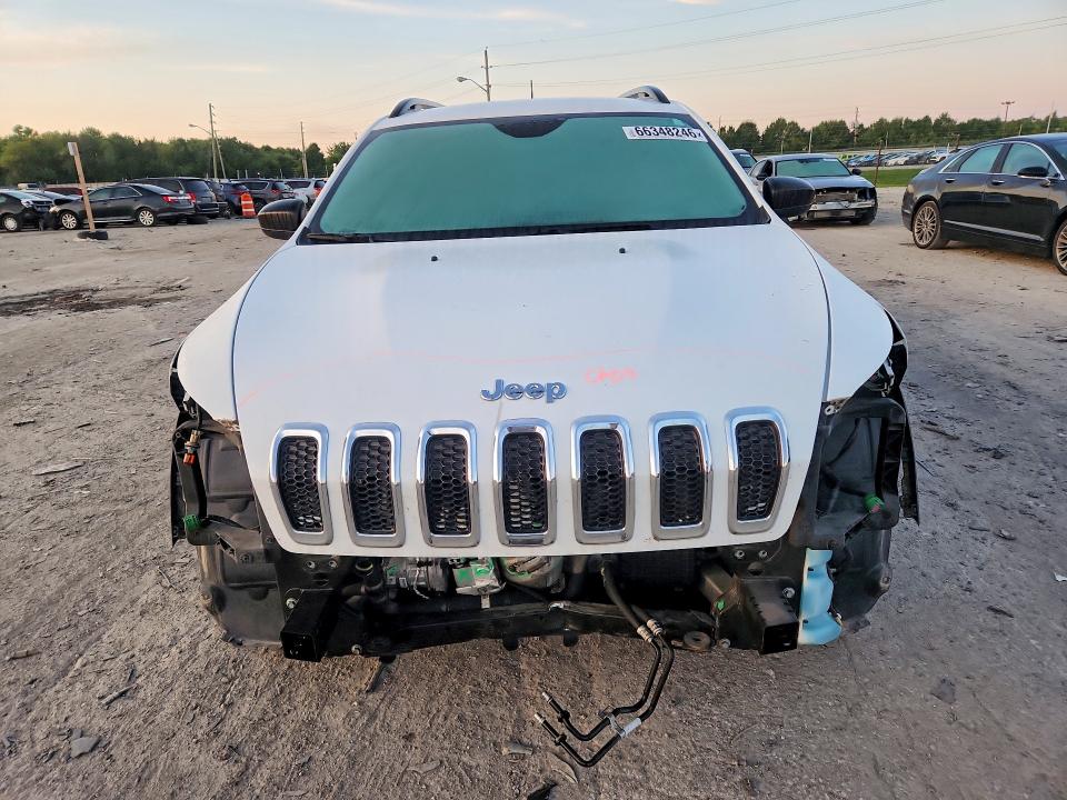 Снимка 5 от търг – 2017 JEEP CHEROKEE с VIN 1C4PJMAB2HW569802