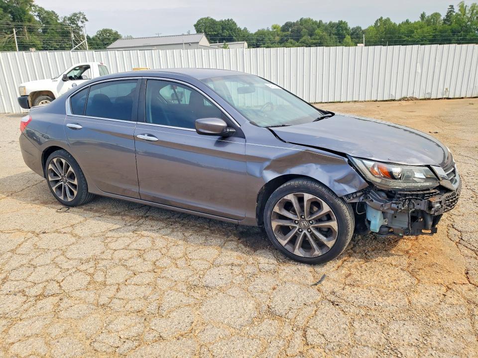 Photo 4 from auction – 2013 HONDA ACCORD with VIN 1HGCR2F57DA102432