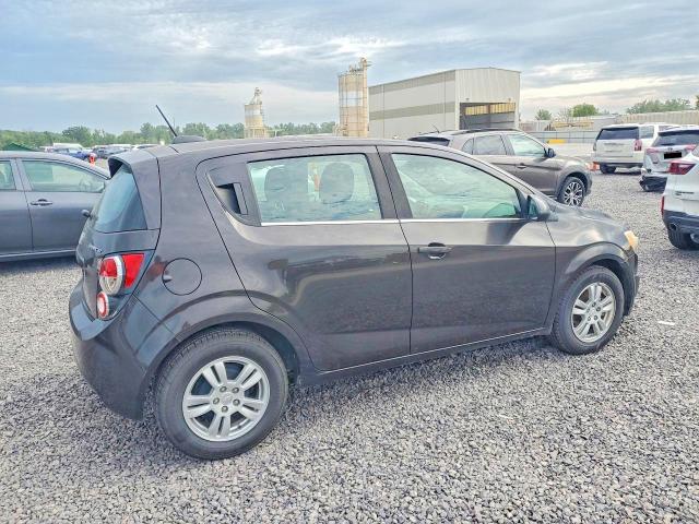 Photo 3 from auction – 2015 CHEVROLET SONIC with VIN 1G1JC6SG2F4192847