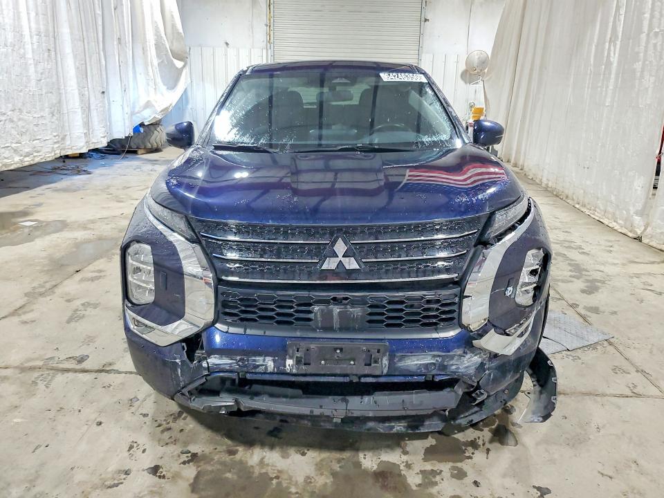Photo 5 from auction – 2024 MITSUBISHI OUTLANDER with VIN JA4J4VA85RZ079257