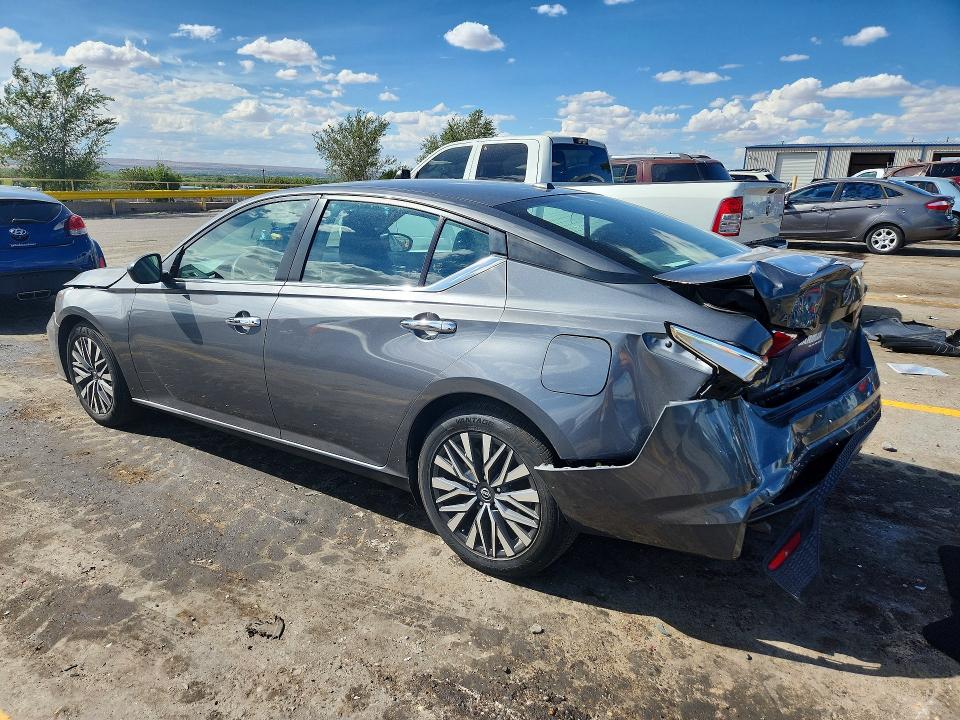 Photo 2 from auction – 2025 NISSAN ALTIMA with VIN 1N4BL4DVXSN348719