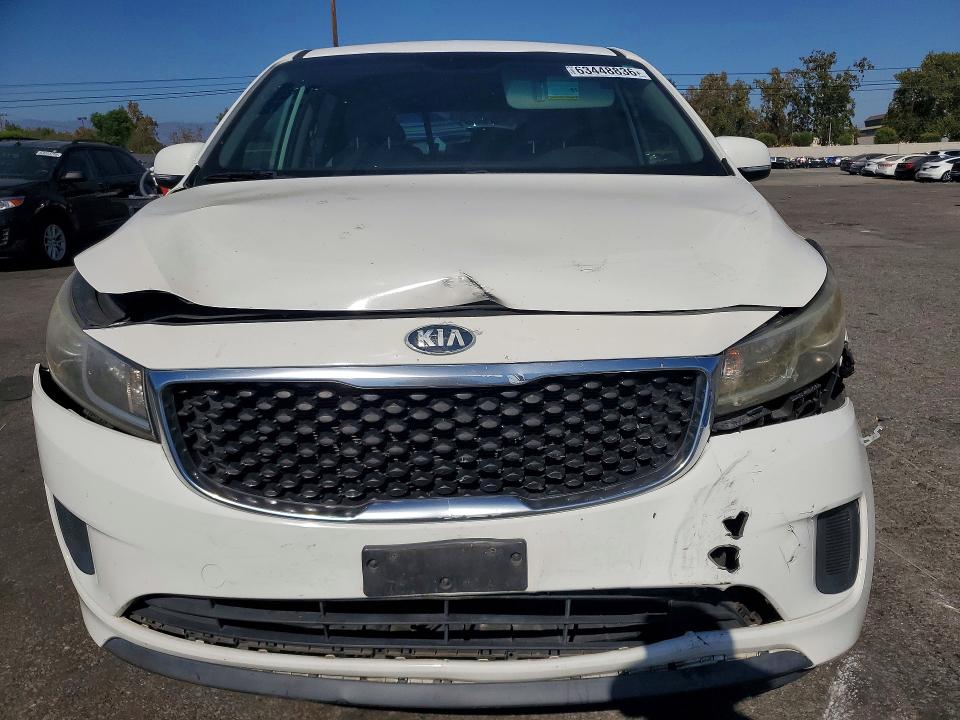 Photo 5 from auction – 2016 KIA SEDONA with VIN KNDMA5C10G6120789