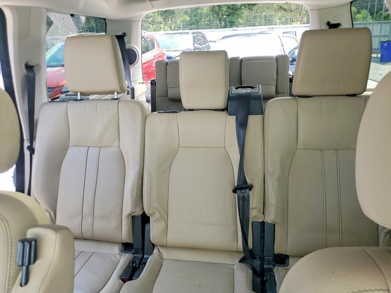 Photo 10 from auction – 2016 LAND ROVER LR4 with VIN SALAG2V66GA841987