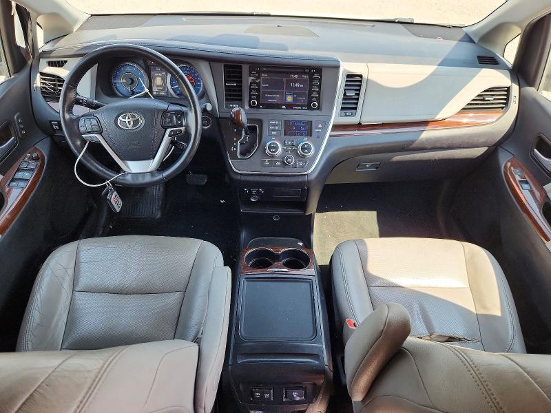 Photo 8 from auction – 2018 TOYOTA SIENNA with VIN 5TDDZ3DC1JS191939