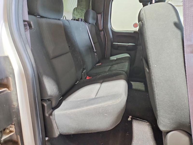 Photo 10 from auction – 2013 CHEVROLET SILVERADO with VIN 1GCRKSE73DZ129385