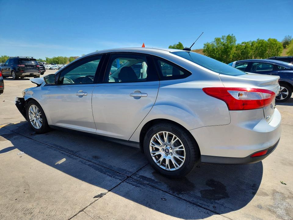 Photo 2 from auction – 2012 FORD FOCUS with VIN 1FAHP3F21CL424675