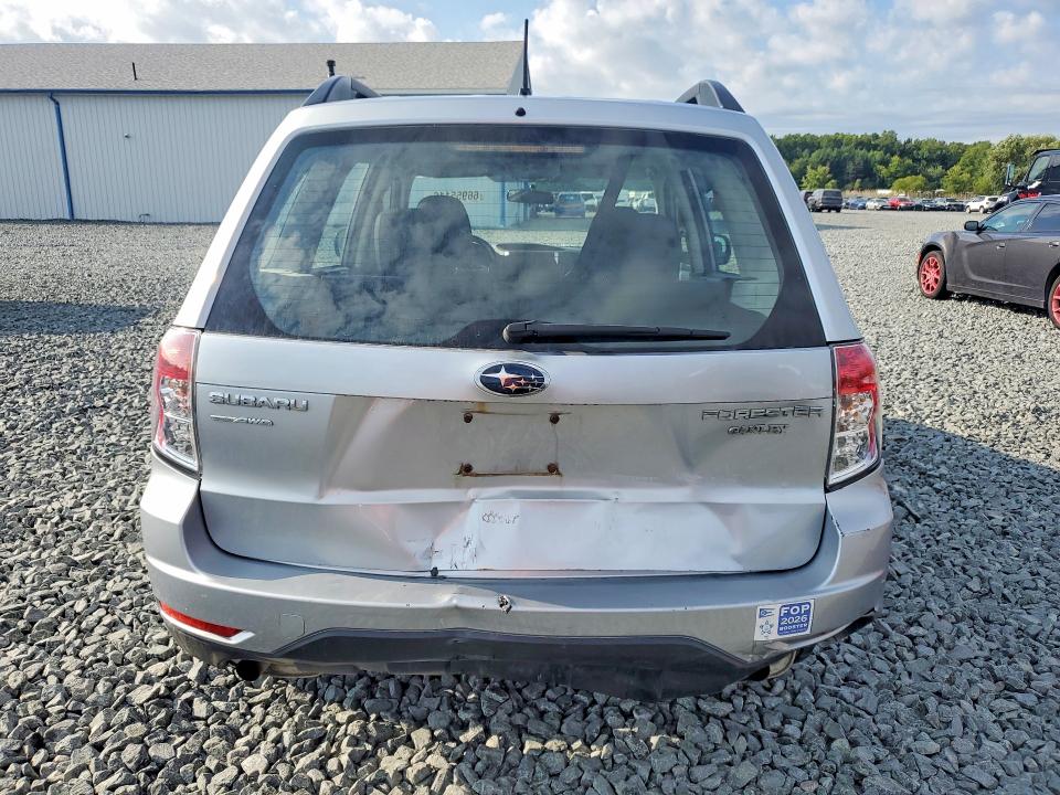 Photo 6 from auction – 2012 SUBARU FORESTER with VIN JF2SHBBCXCH417329