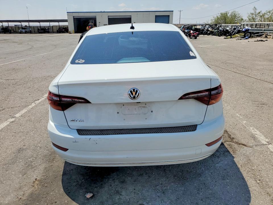 Photo 6 from auction – 2019 VOLKSWAGEN JETTA with VIN 3VWE57BU6KM041312