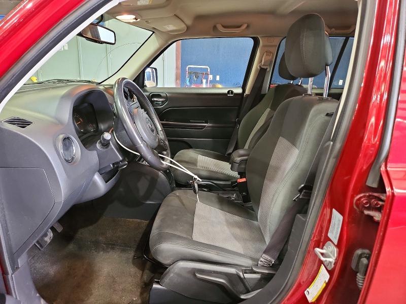 Photo 7 from auction – 2017 JEEP PATRIOT with VIN 1C4NJRFB8HD159675