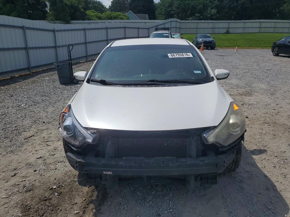 Photo 5 from auction – 2016 KIA FORTE with VIN KNAFX4A82G5545466