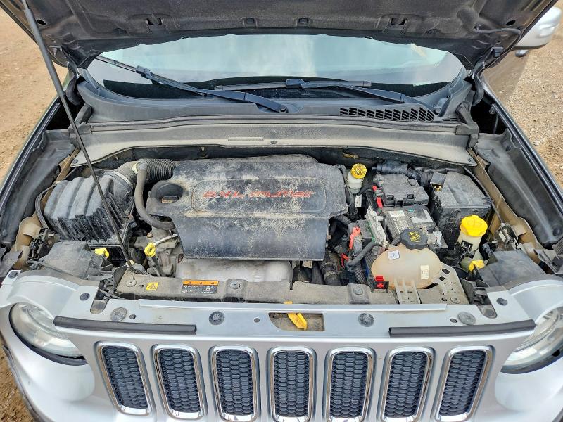 Photo 12 from auction – 2016 JEEP RENEGADE with VIN ZACCJBDT6GPC77038