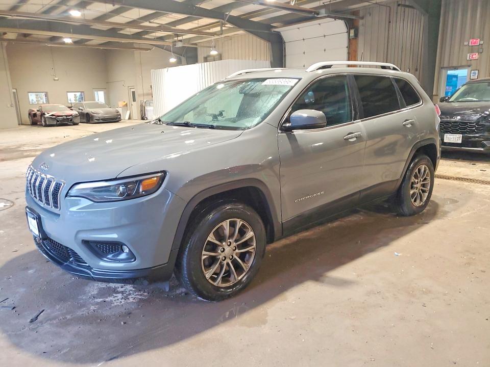 JEEP CHEROKEE 2019 with VIN 1C4PJMLB4KD426415 - Photo from auction