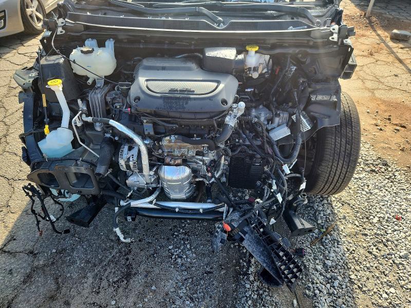 Photo 11 from auction – 2025 CHRYSLER PACIFICA with VIN 2C4RC1BG5SR506057