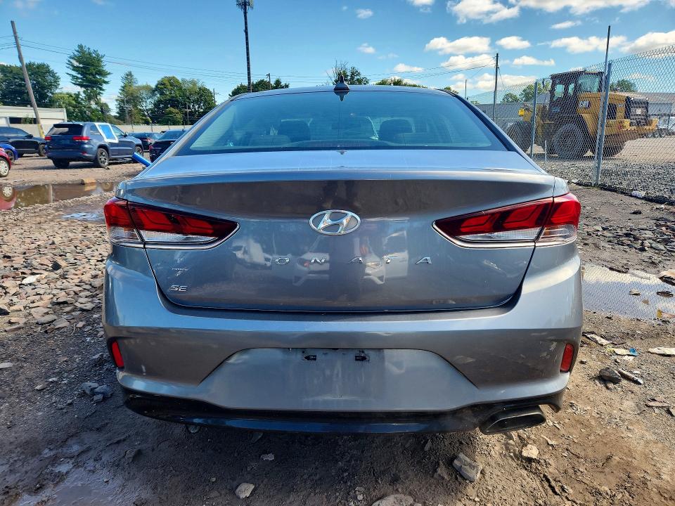 Photo 6 from auction – 2018 HYUNDAI SONATA with VIN 5NPE24AF6JH720644