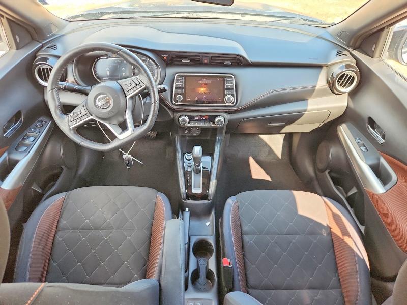 Снимка 8 от търг – 2018 NISSAN KICKS с VIN 3N1CP5CU6JL523261
