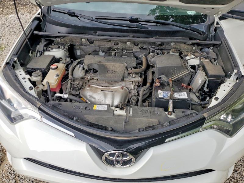 Photo 12 from auction – 2016 TOYOTA RAV4 with VIN JTMBFREV6GJ094812