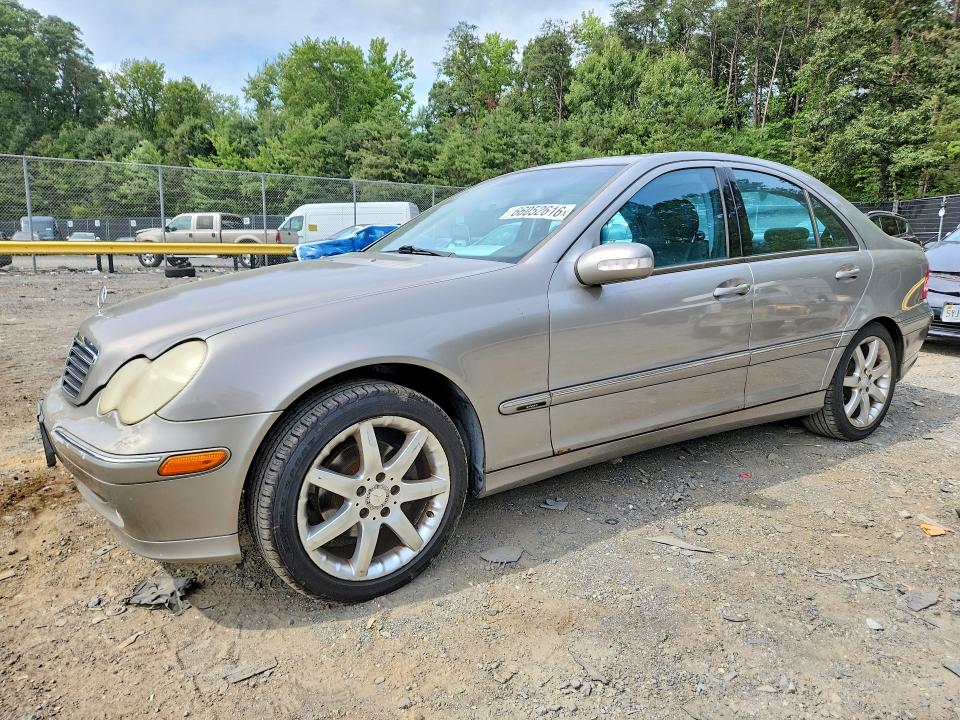 MERCEDES-BENZ C 2003 with VIN WDBRF40J03F433484 - Photo from auction