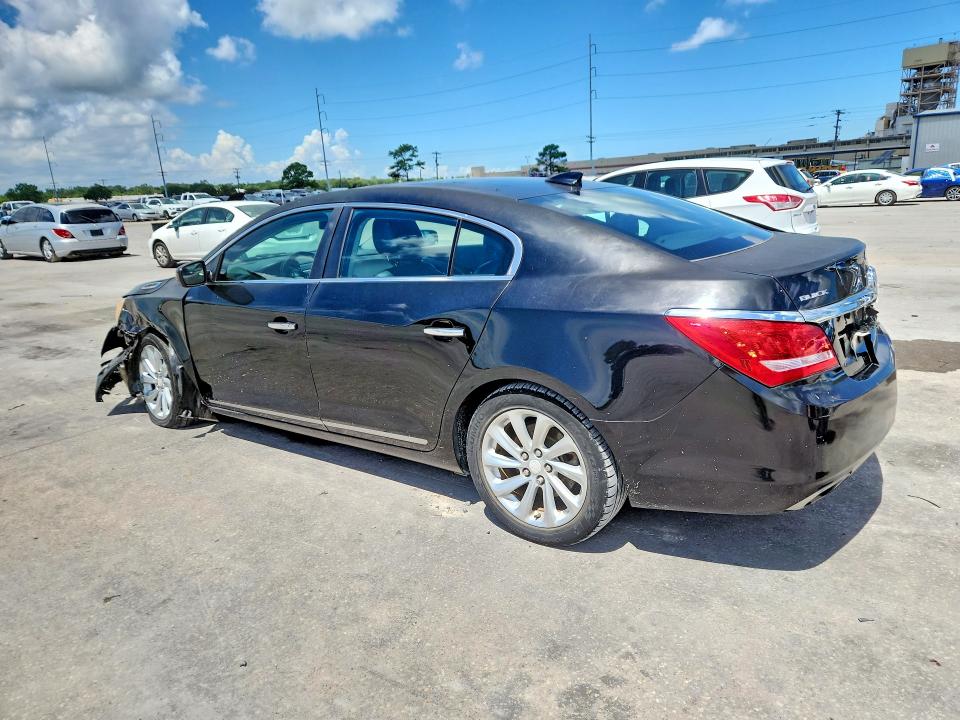Photo 2 from auction – 2016 BUICK LACROSSE with VIN 1G4GA5G37GF254641