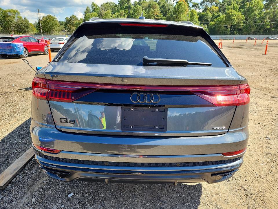 Снимка 6 от търг – 2023 AUDI Q8 с VIN WA1EVBF17PD011318