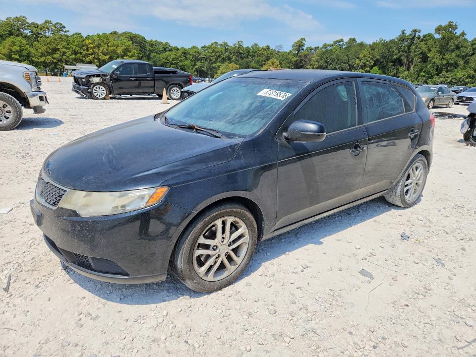 KIA FORTE5 2011 with VIN KNAFU5A22B5332231 - Photo from auction