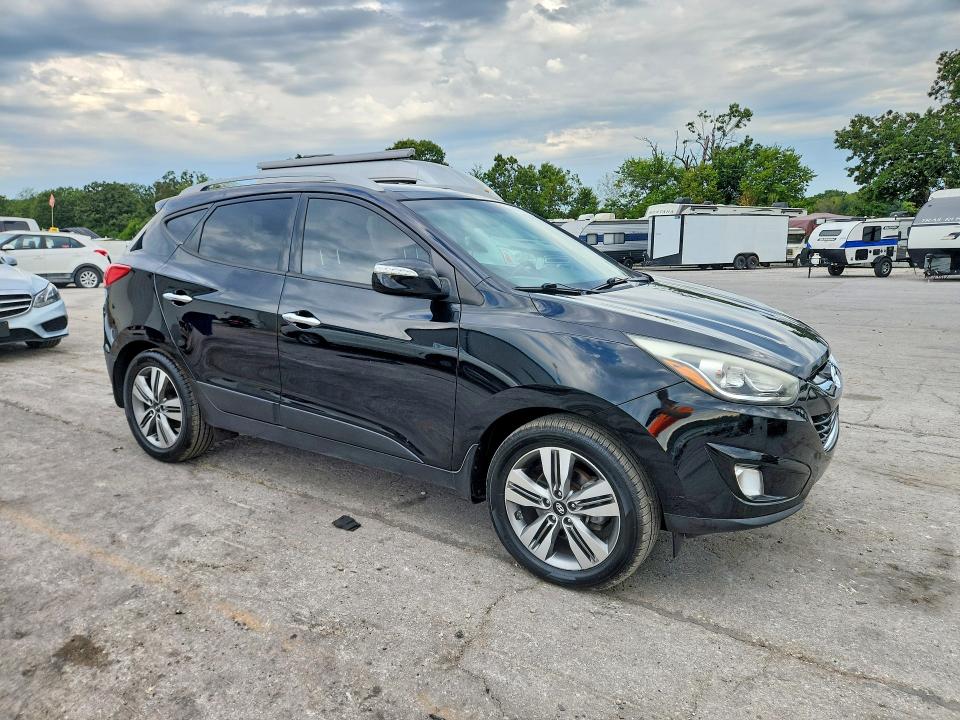 Photo 4 from auction – 2015 HYUNDAI TUCSON with VIN KM8JUCAG0FU017674