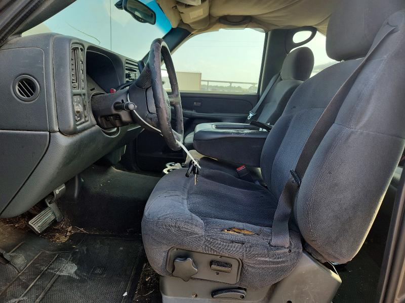 Photo 7 from auction – 2002 CHEVROLET SILVERADO with VIN 1GCGK13U92F112275